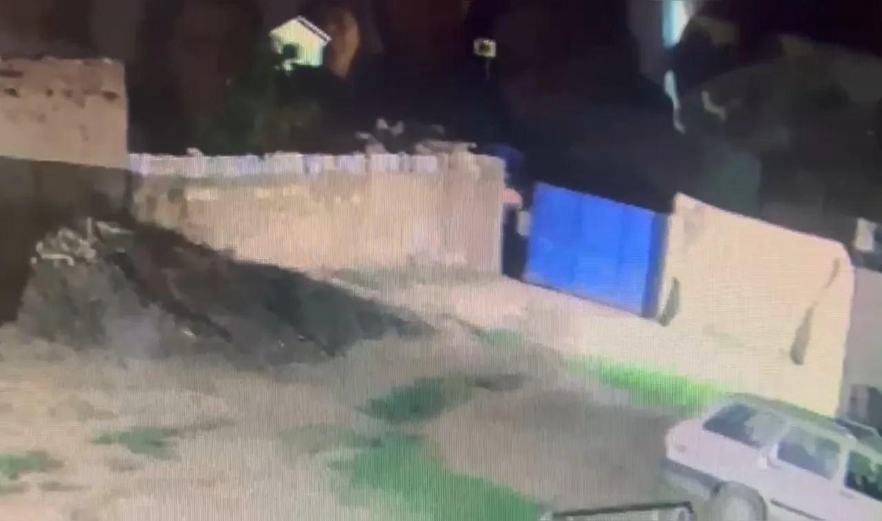 AK Partili Belediye Meclis Üyesi İbrahim İdilkurt'un evine saldırı