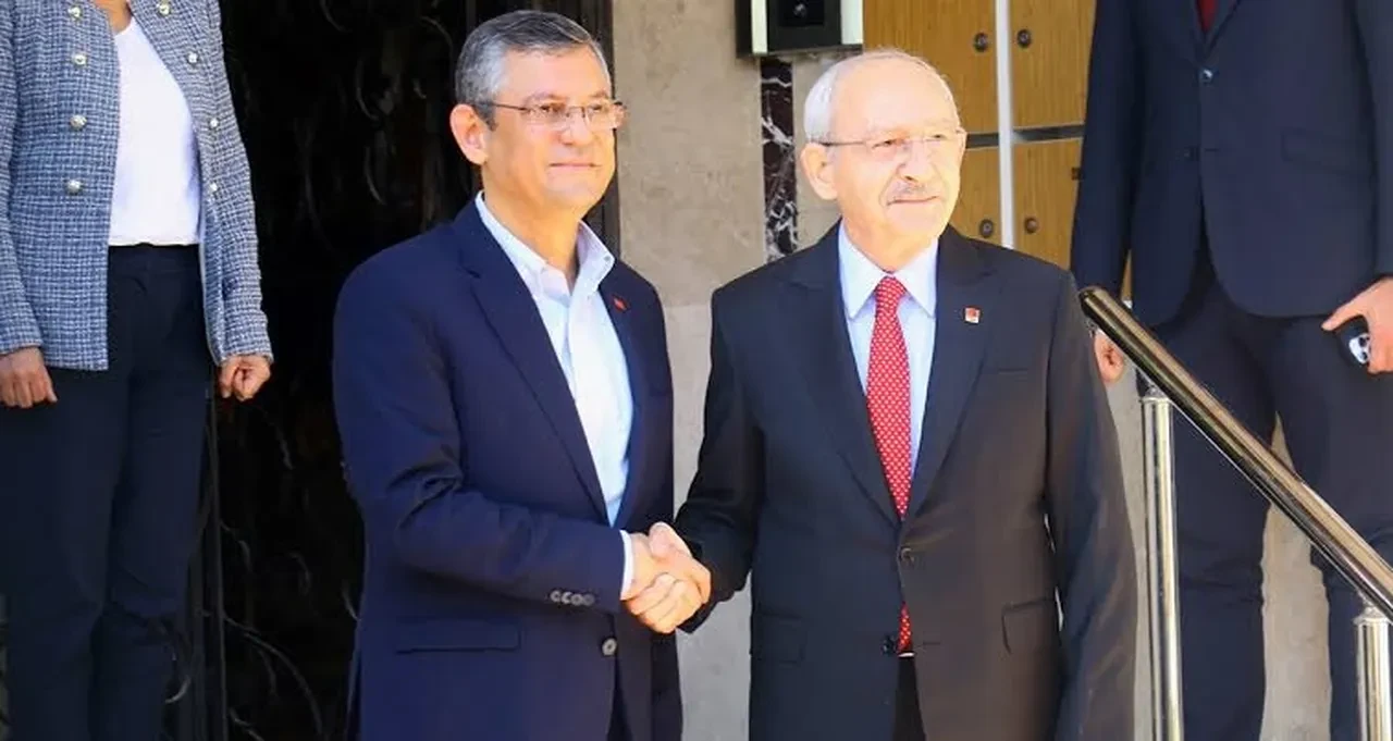 CHP’de tarihi bölünme öncesi kritik matematik: Özgür Özel’in vekil hesabı tutmuyor!