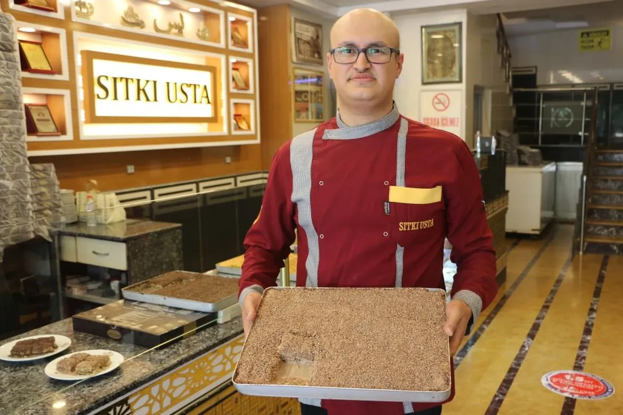 Diyarbakır'da satışı durmayan tek tatlı... Kilosu 300 TL! 9 ton birden tüketildi