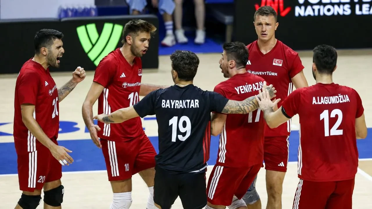 Filenin Efeleri çeyrek finalde! Ay-yıldızlılar, ilk kez Milletler Ligi Finalleri'ne yükseldi