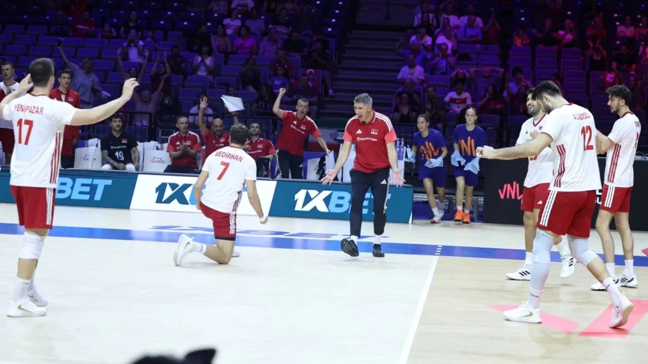 Filenin Efeleri çeyrek finalde! Ay-yıldızlılar, ilk kez Milletler Ligi Finalleri'ne yükseldi