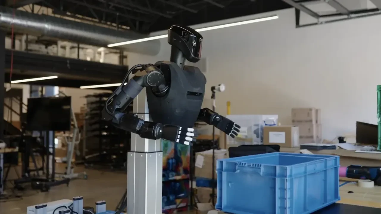 Silahlı insansı robotlar 2027’de test edilecek