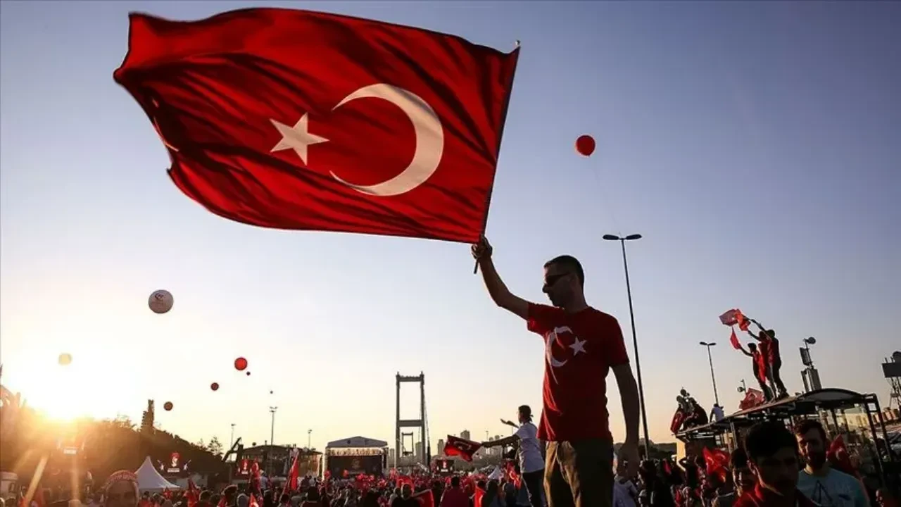 15 Temmuz resmi tatil mi? 15 Temmuz 2026 hangi güne denk geliyor?