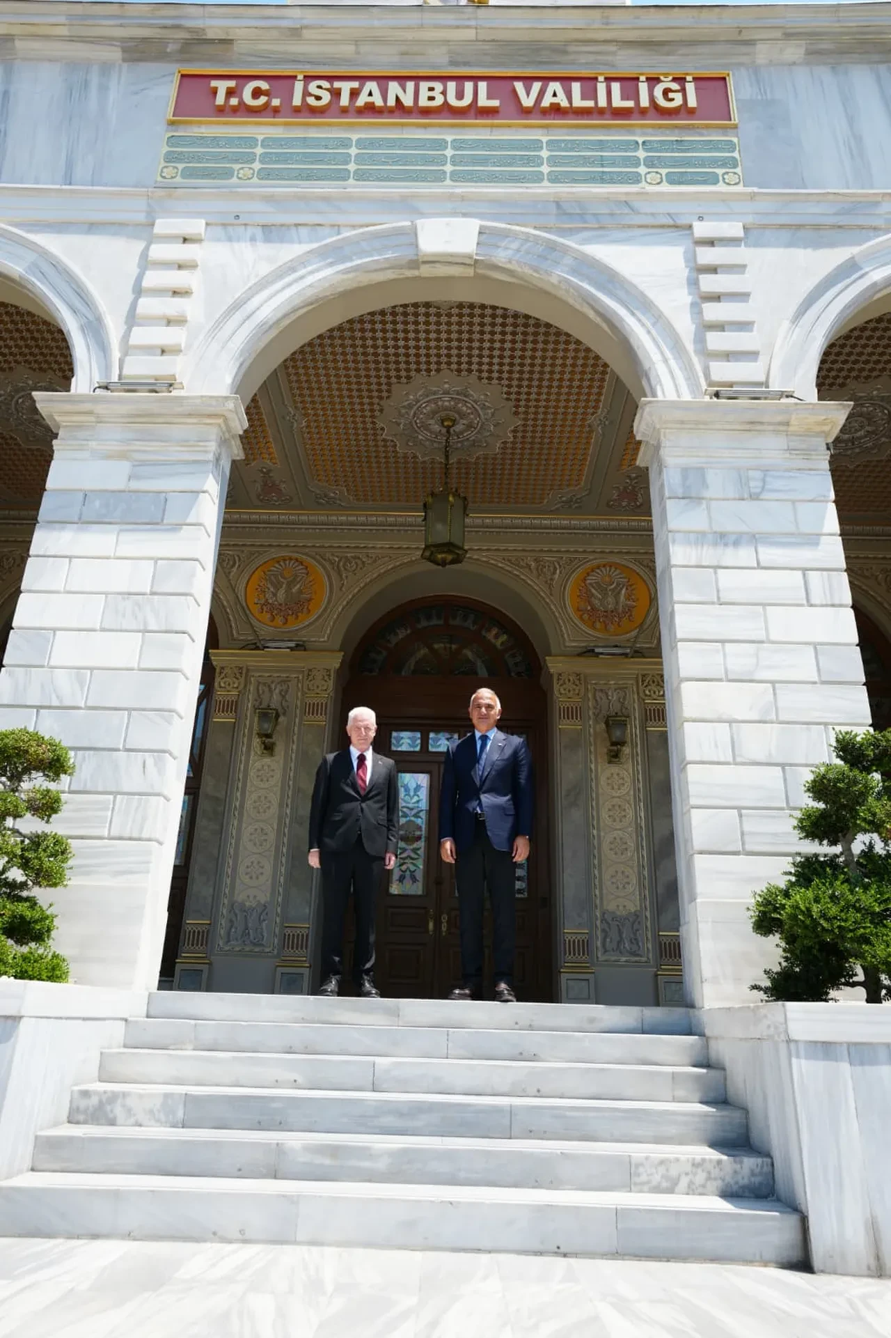 Bakan Ersoy’dan İstanbul Valisi Davut Gül’e ziyaret: Kurumlar arası güçlü iş birliği vurgusu yapıldı