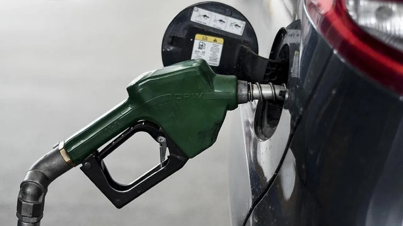 Benzine zam geldi! İşte güncel akaryakıt fiyatları