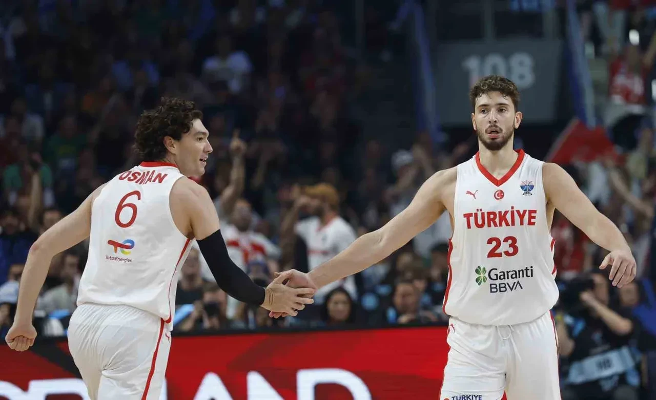 Bosna Hersek Türkiye maçı CANLI yayın: Türkiye basketbol maçı hangi kanalda?