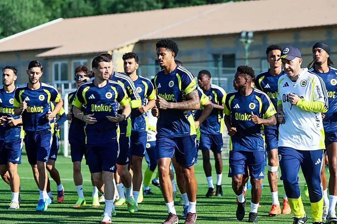 Fenerbahçe'de transfer alarmı! Vedat Muriqi'ten gelen şok haber sonrası iki dünya yıldızına kanca