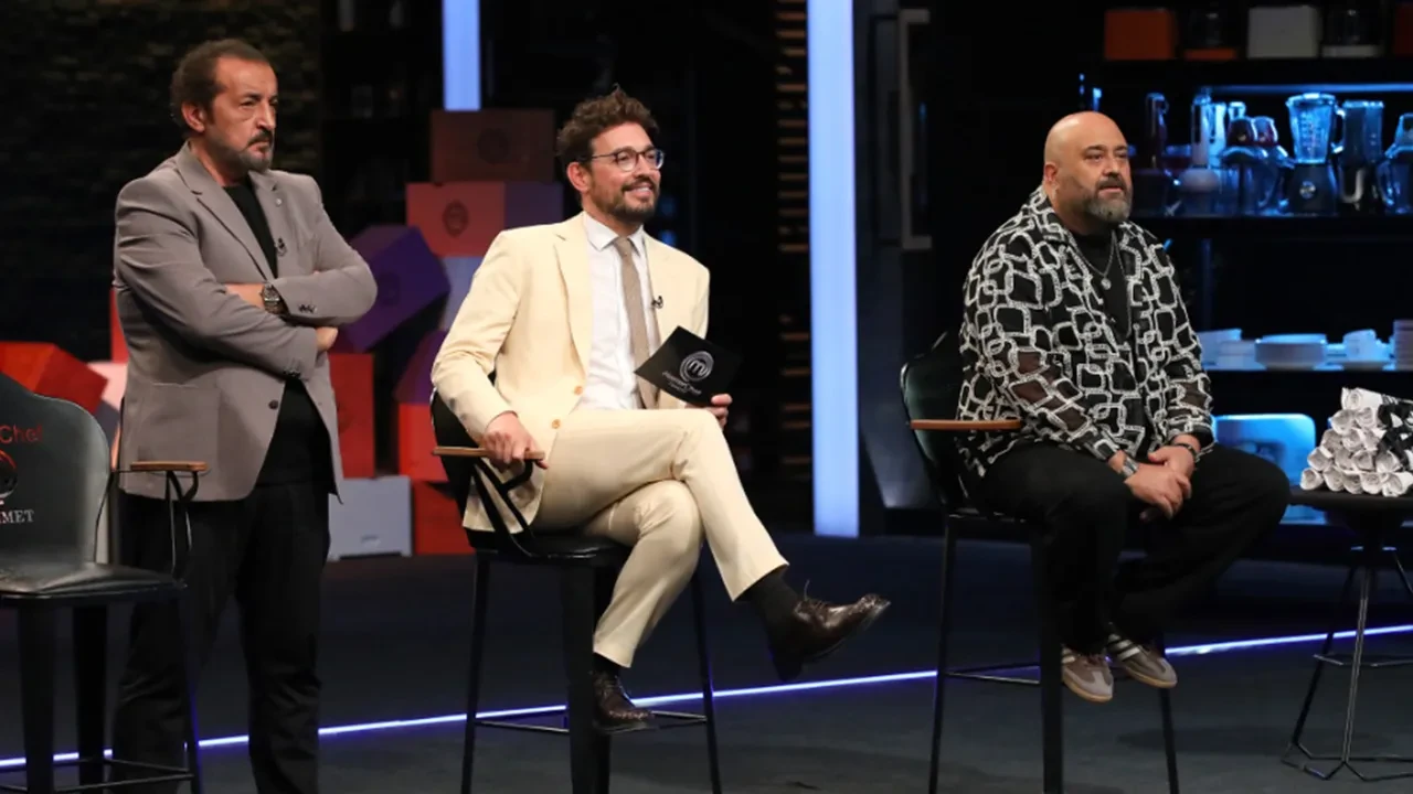 MasterChef’te son önlük için kıran kırana mücadele! Nefesler tutuldu! İlk tur bitiyor, ikinci tura kimlerin adı yazılacak?