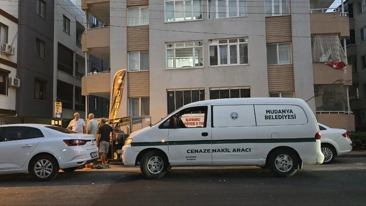 Mudanya'da korkunç cinayet! Yaşlı kadının boğazını kesip altınlarını çaldılar