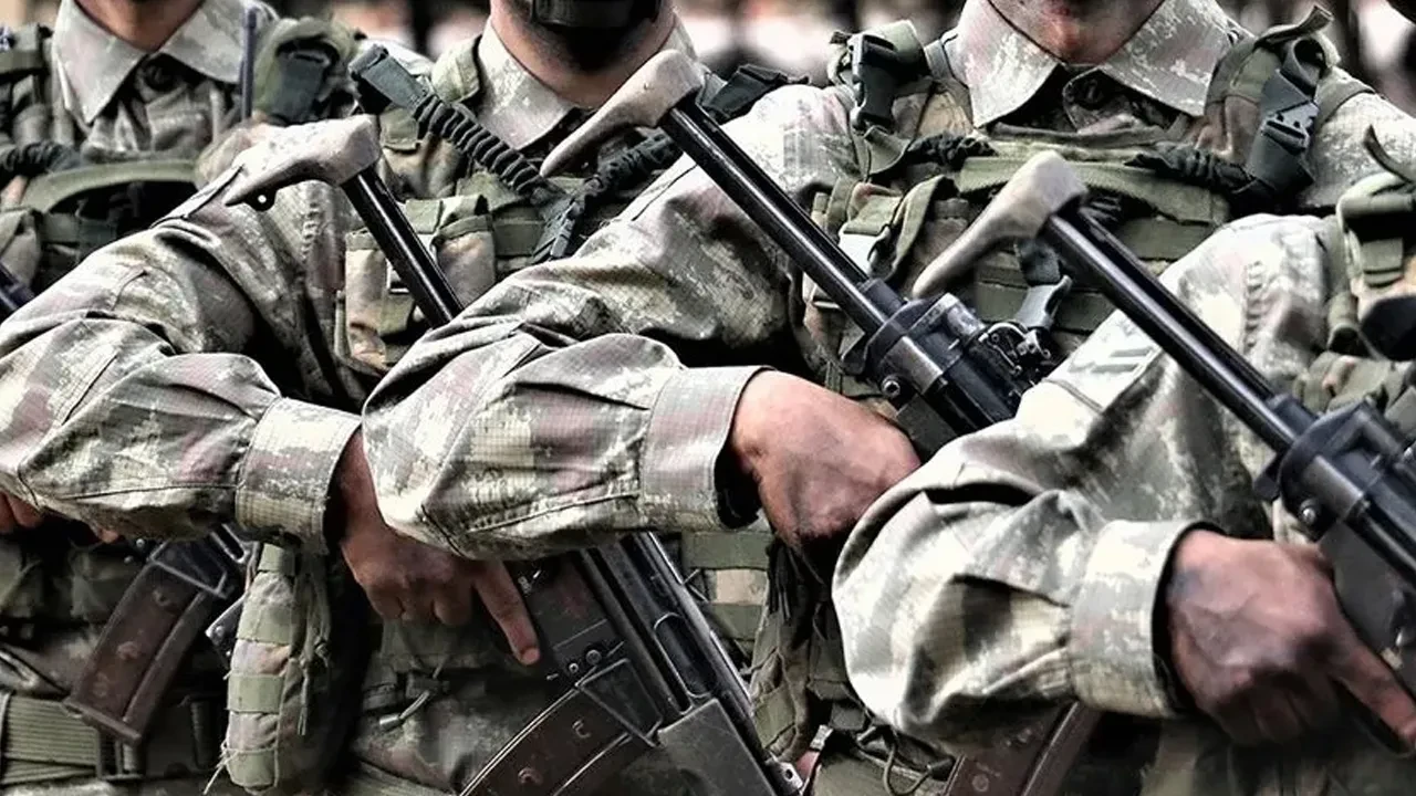 Uzman er ve erbaşlarla ilgili düzenlemeleri içeren yasa teklifi TBMM'de kabul edildi