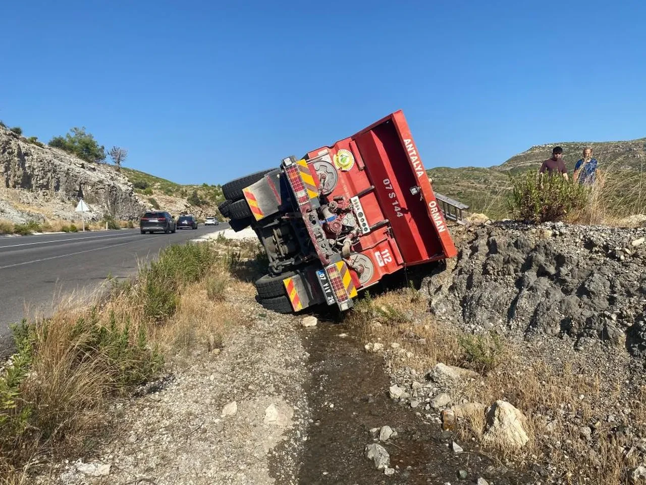 Antalya’da orman yangını! Ekipler seferber oldu