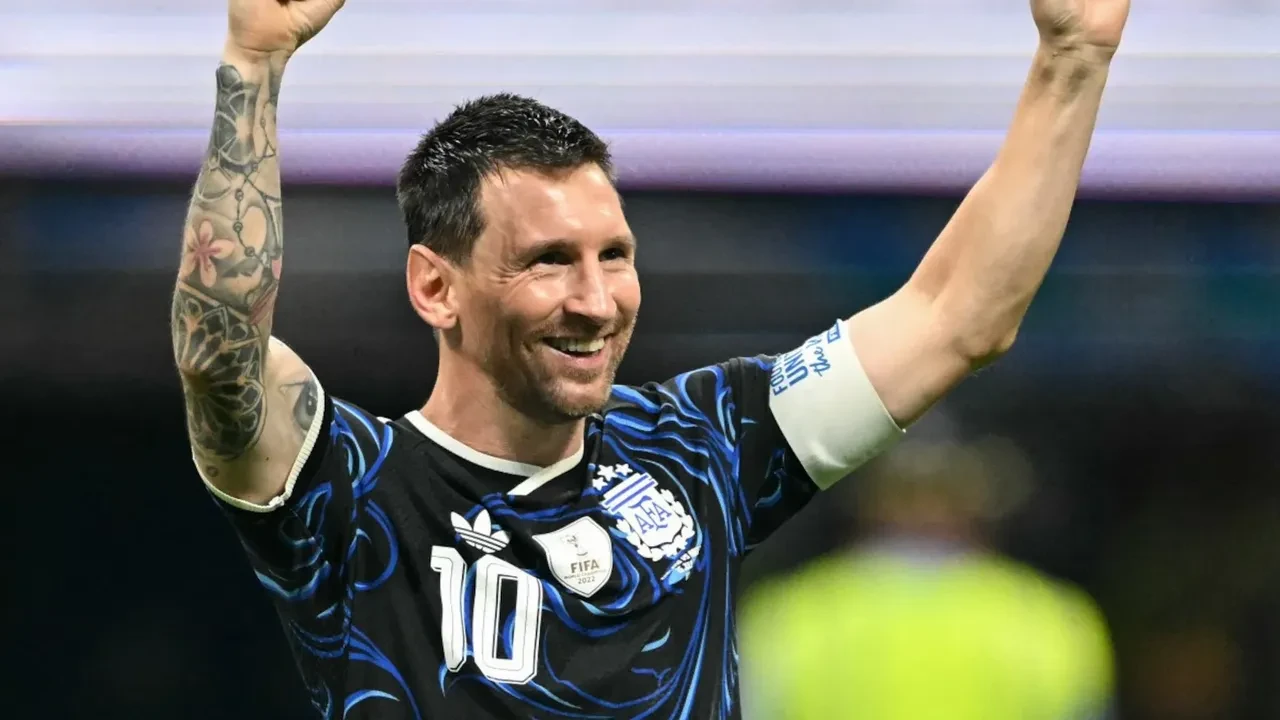 Dünya Kupası'nda Messi, yaşıyla tarihe geçti