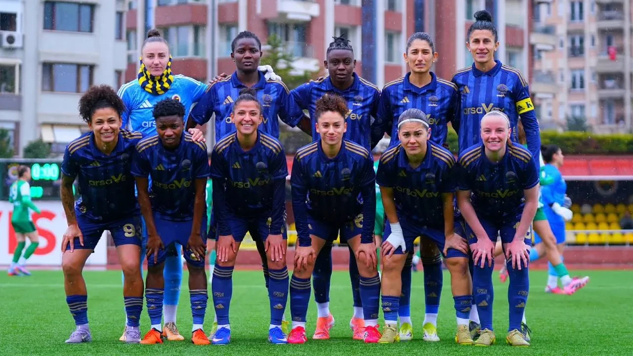 Fenerbahçe, Galatasaray'ın forvetini transfer etti! Sarı-lacivertliler bombayı patlattı