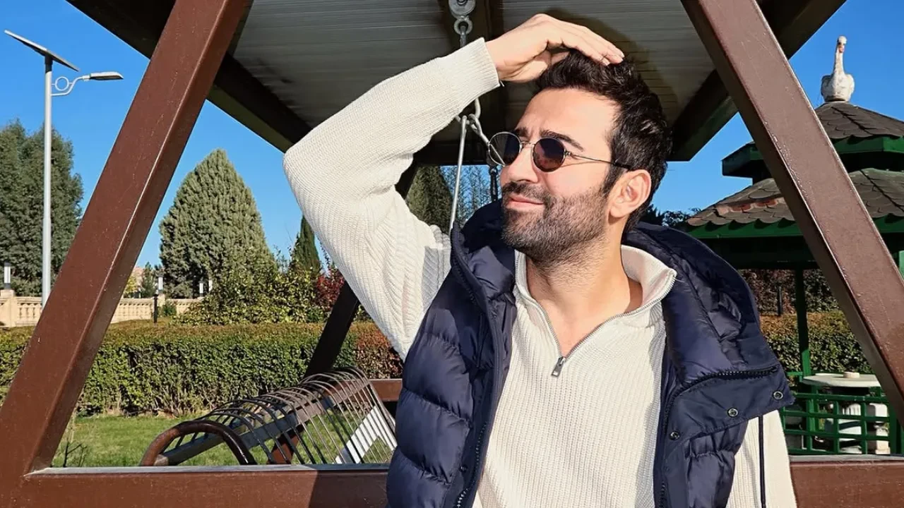 Ferit Kaya'nın yeni imajı görenleri şaşırttı! Uzak Şehir'den ayrıldı bambaşka biri olarak döndü!