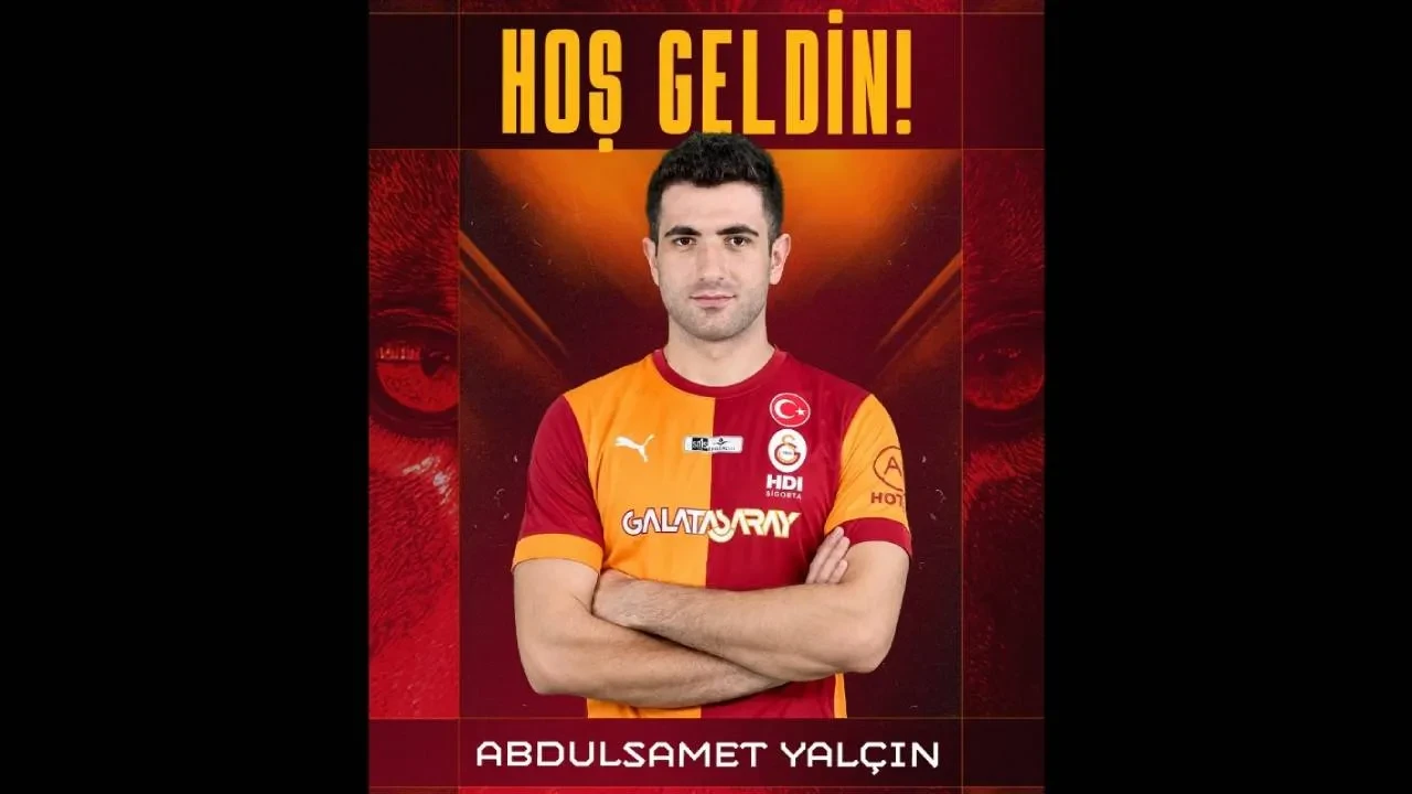 Galatasaray'dan yeni transfer açıklaması! Sarı-kırmızılılar 2 yıllık imzayı attırdı