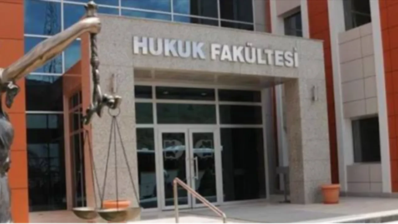 Hukuk Fakültesi taban puanları ve kontenjanları 2026! YKS Hukuk Fakültesi başarı sıralaması ve en düşük puanlar...