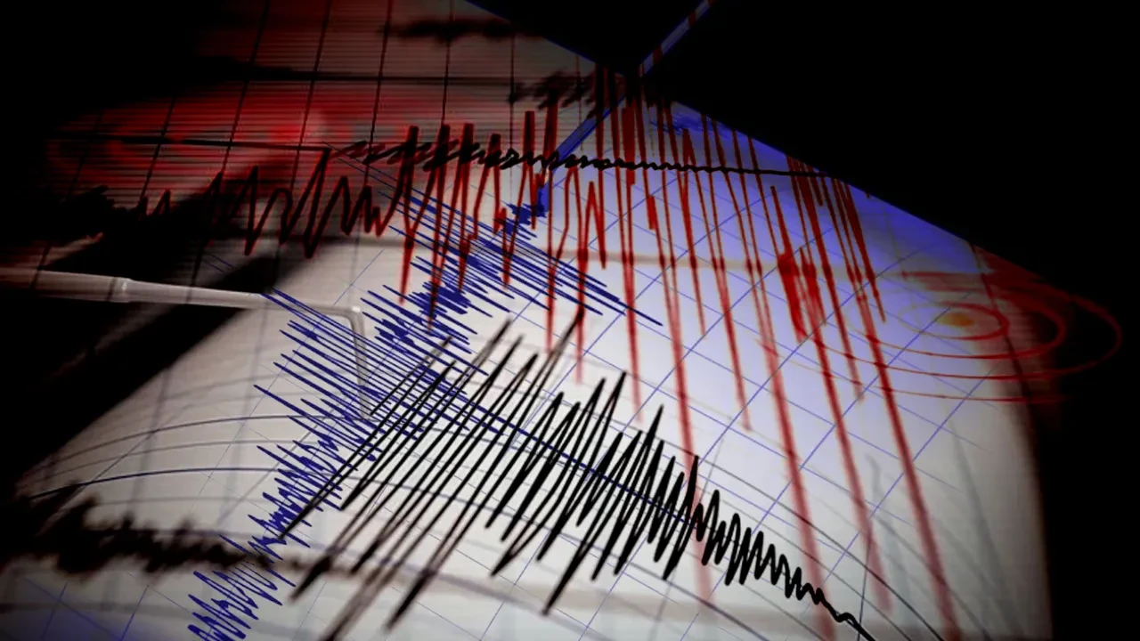 İran'da 5 dakika arayla 2 deprem: Yaralılar var