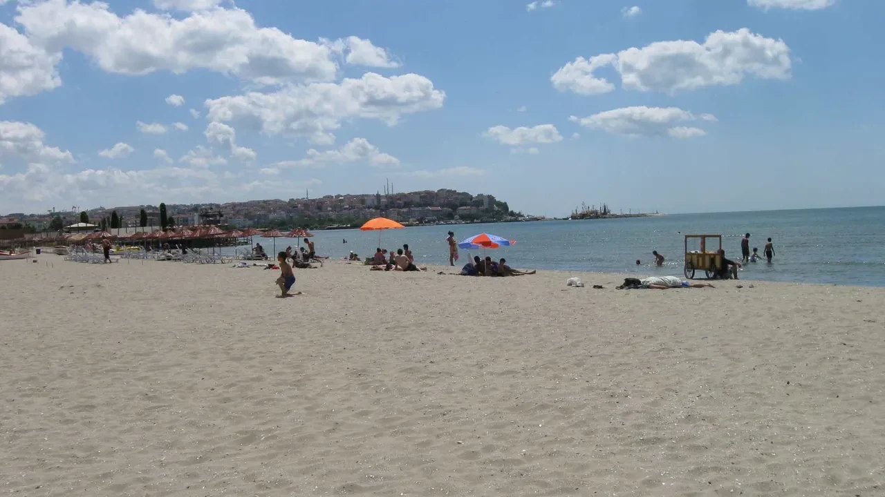 İstanbul'un deniz suyu en temiz plajları belli oldu: İşte gönül rahatlığıyla yüzebileceğiniz 67 lokasyon