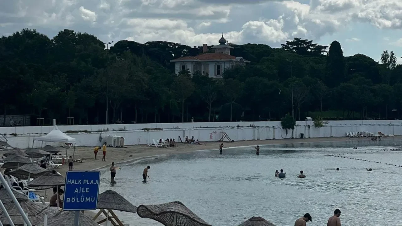İstanbul'un deniz suyu en temiz plajları belli oldu: İşte gönül rahatlığıyla yüzebileceğiniz 67 lokasyon