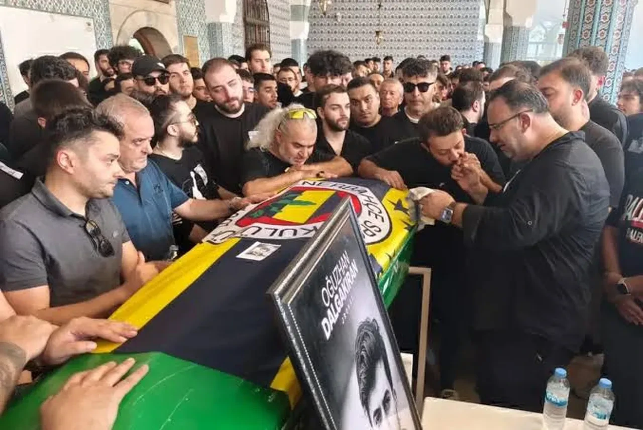 Jrokez neden öldü? Abisi Oğuzhan Dalgakıran'ın adli tıp raporunu açıkladı