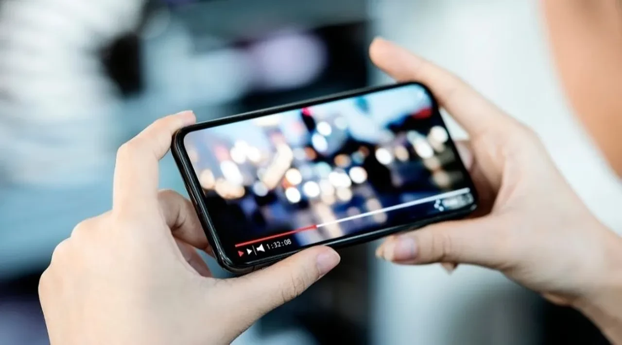 Reels izlerken beyninizde neler oluyor? Bilim insanlarından 'kısa video' tespiti