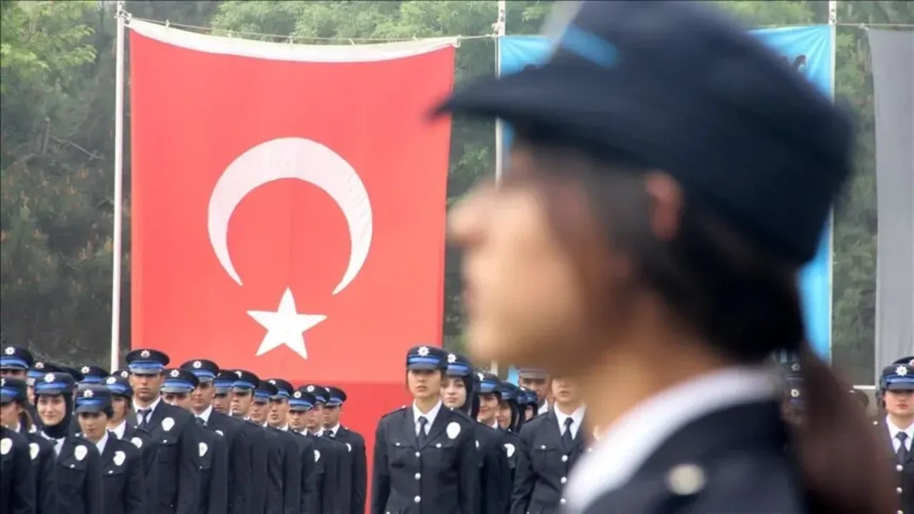 2026 PMYO başvuruları ne zaman başlayacak? Polislik taban puanı kaç olacak, TYT'de kaç net gerekir?