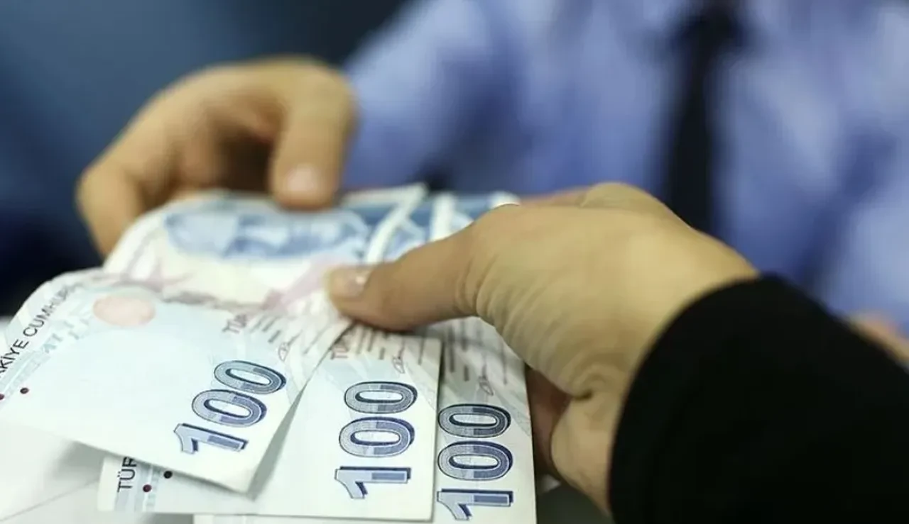 AK Partili Çelik emekli maaşındaki prim adaletsizliğine dikkat çekti: "İntibak yasası" çıkışı