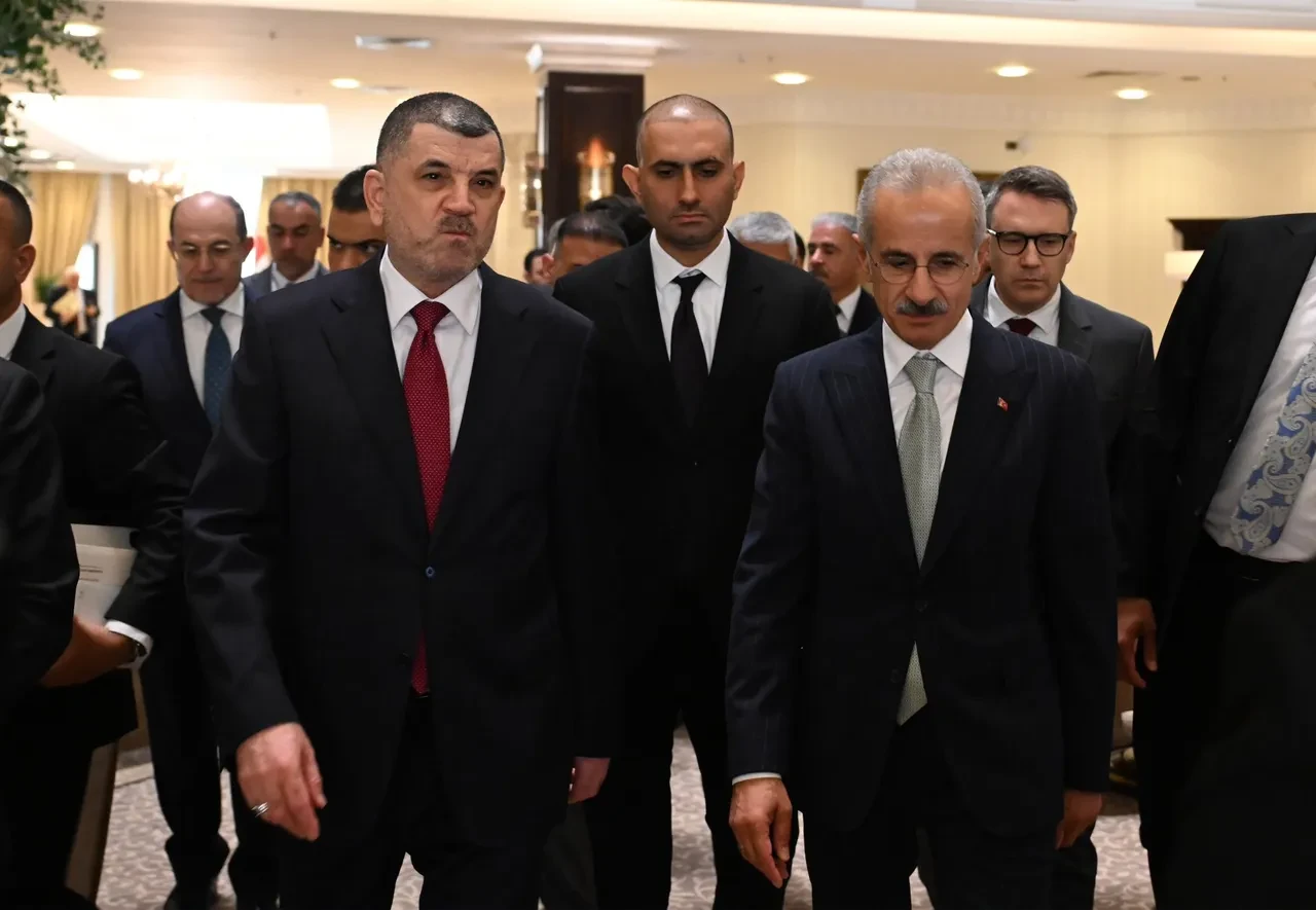 Bakan Uraloğlu, Iraklı mevkidaşı Vehb Selman el-Hasenî ile görüştü
