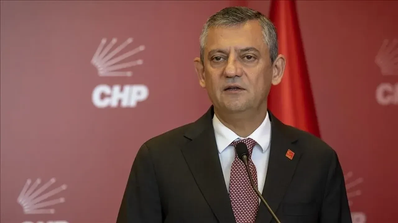 CHP milletvekili sayısı kaç oldu? Özgür Özel'in ayrılmasıyla hangi CHP milletvekilleri ayrılacak?