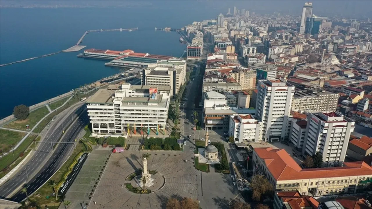 Dev çekirgeler hangi illerde görüldü? Halkı paniğe sürüklediler! İşte dev çekirgelerin görüldüğü şehirler