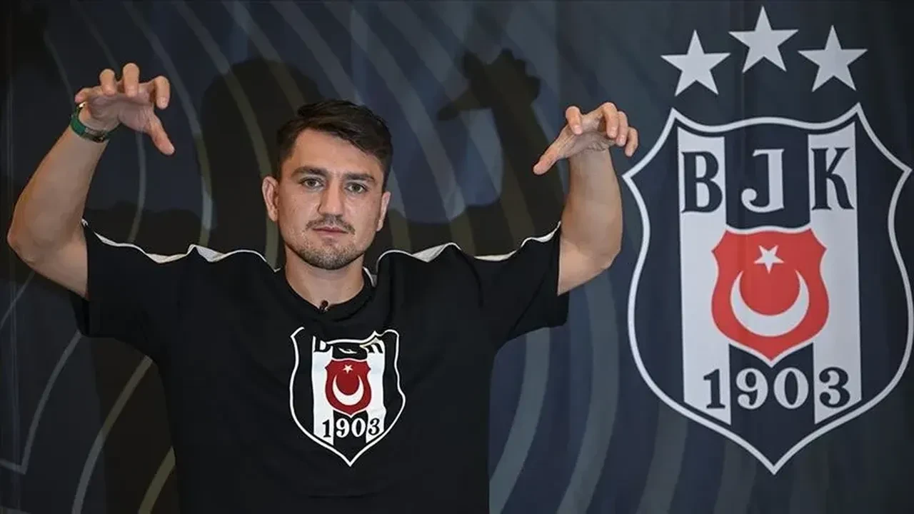 Fenerbahçe'de bir ayrılık daha! İsmail Kartal 'kalsın' demişti: Yıldız isim yeniden İtalya yolcusu