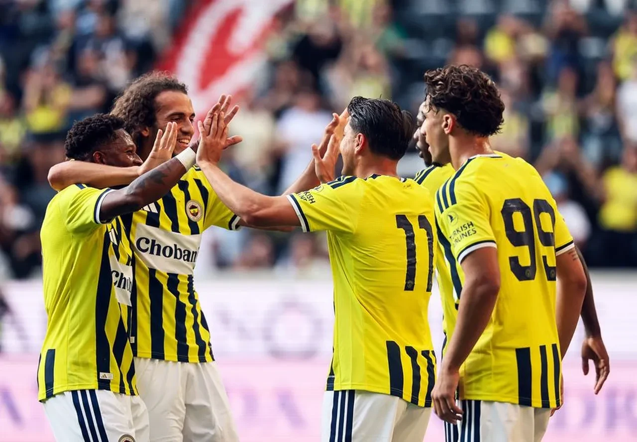 Fenerbahçe'de Şampiyonlar Ligi heyecanı başlıyor: İşte Fenerbahçe - Gornik Zabrze muhtemel 11'ler!