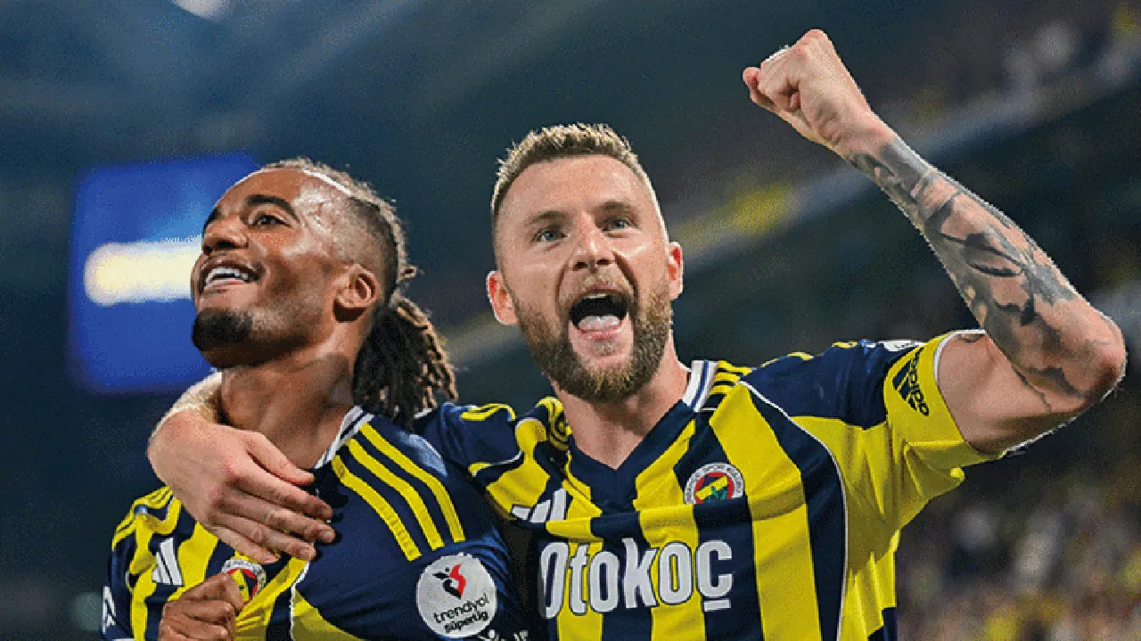 Fenerbahçe'nin yıldızına Chelsea kancası! Dev transferi duyurdular