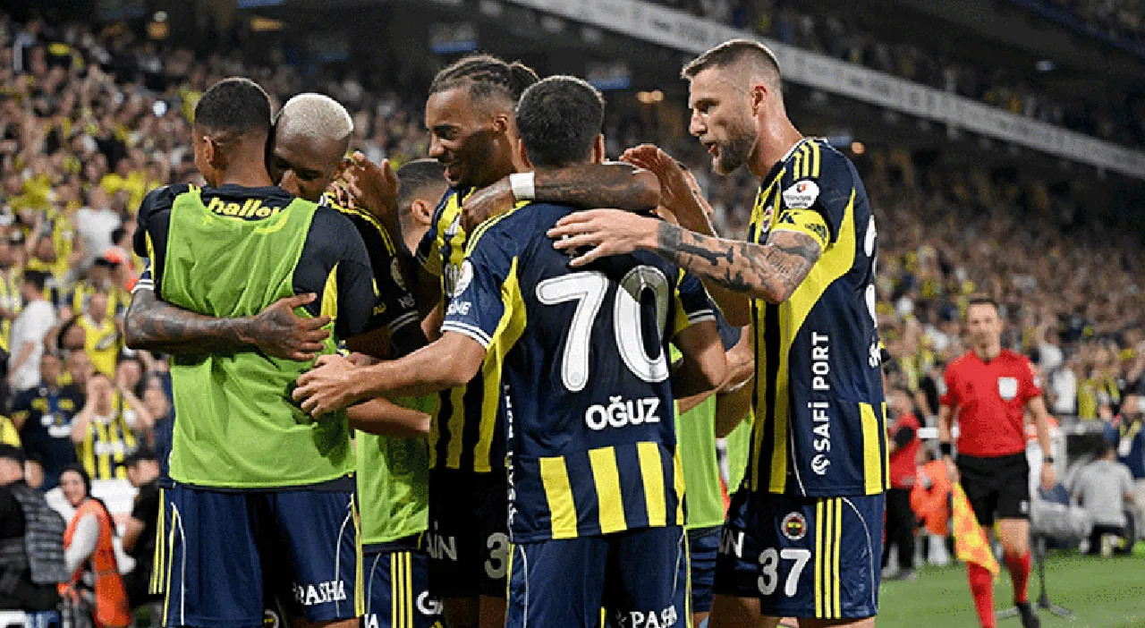 Fenerbahçe'nin yıldızına Chelsea kancası! Dev transferi duyurdular