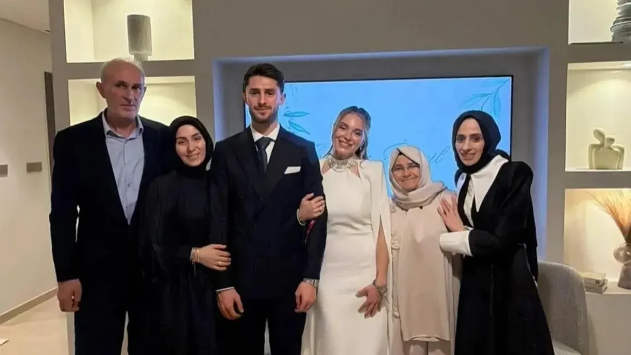 Futbolcu İsmail Yüksek ile hayatını birleştiren Esen Matraş’tan babasına dikkat çeken hamle! Soyadını sosyal medyadan sildi