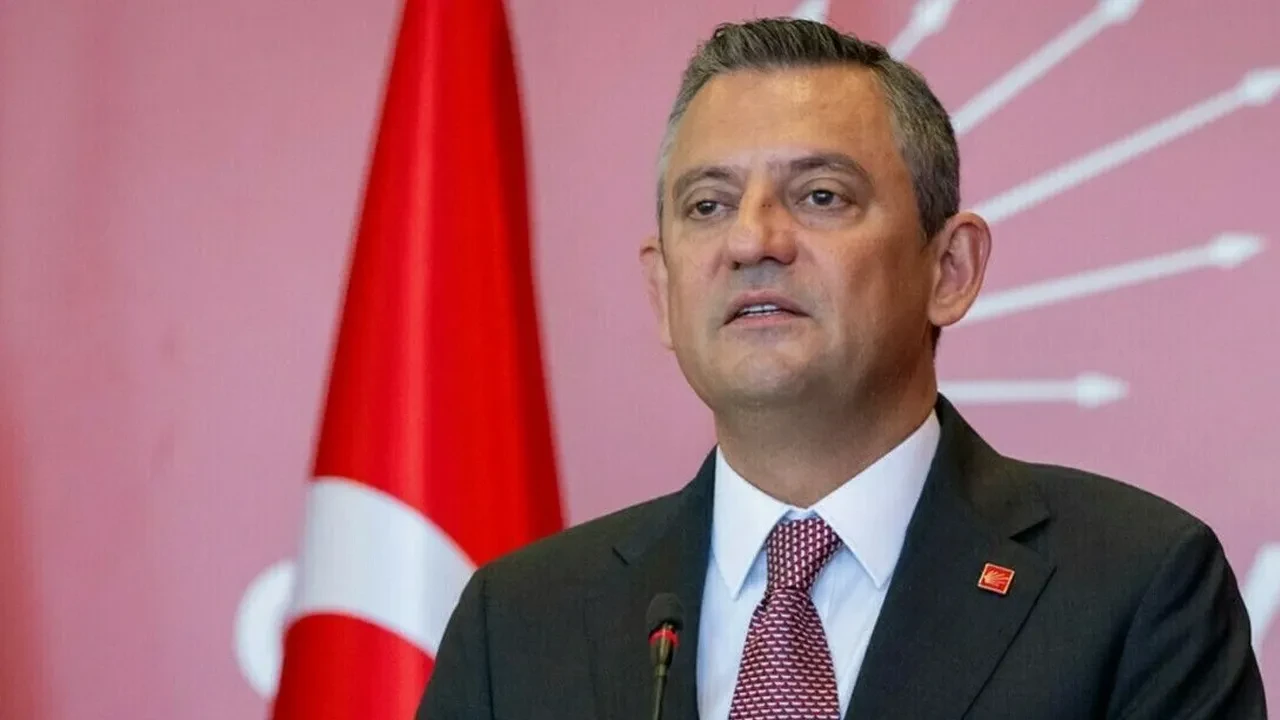 Özgür Özel CHP'den ayrılıyor! Veda konuşmasını yaptı: Yeni partimizi kuruyoruz
