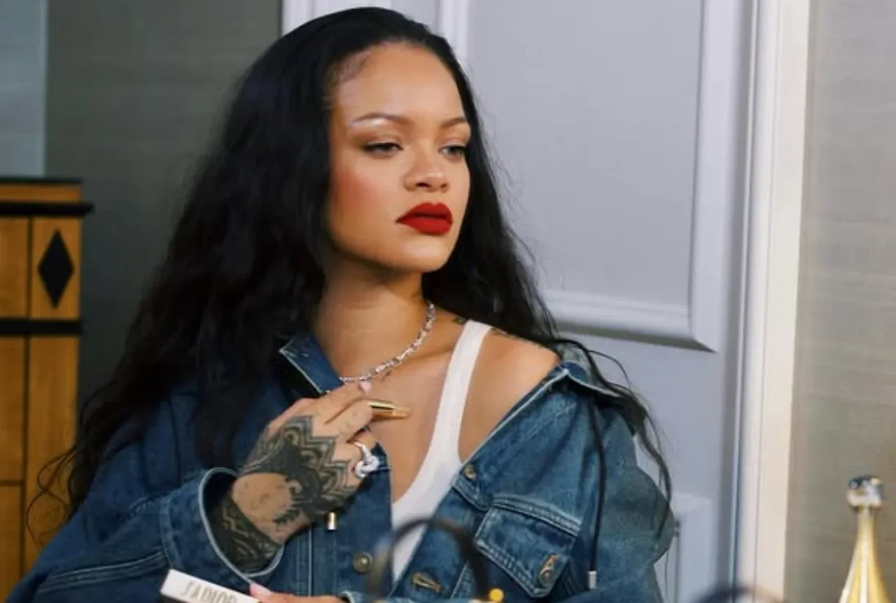 Rihanna Türkiye'ye mi geliyor? Rihanna'dan kafa karıştıran sosyal medya hamlesi