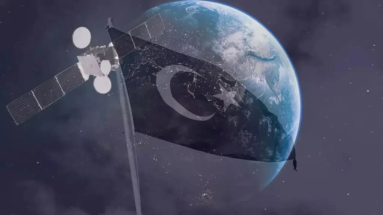 Bakan Uraloğlu duyurdu! Türkiye, haberleşme uydusu üreten 11 ülkeden biri oldu 