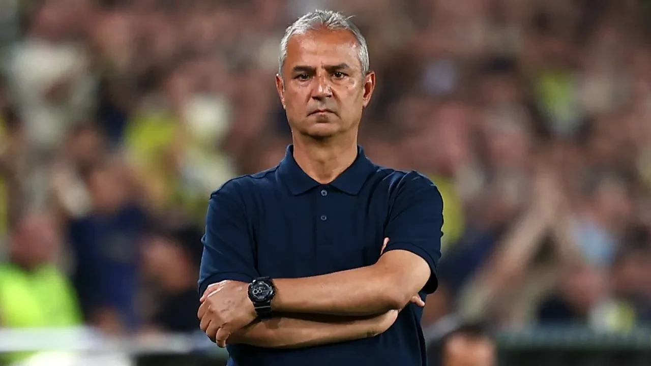 Fenerbahçe'de İsmail Kartal, Gornik Zabrze galibiyetini değerlendirdi: "Çok üstün bir futbol oynadık"