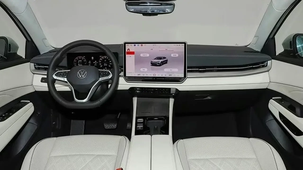 Volkswagen Bora geri dönüyor! Efsane sedan yeniden yollarda