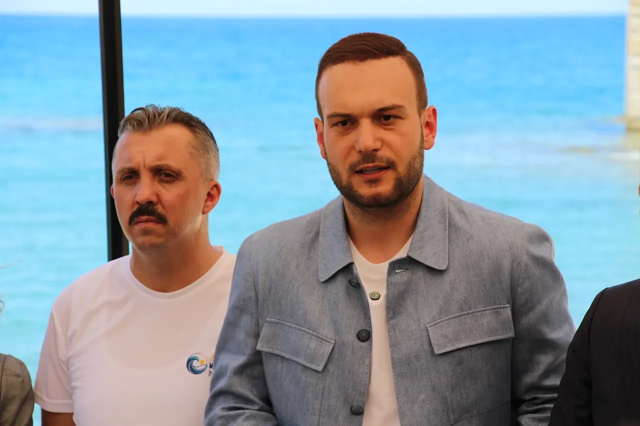 Antalya sahillerini tehdit eden plastik kirliliğine karşı dev nehir operasyonu: 'Doğmamış çocukların kanında mikroplastik var'