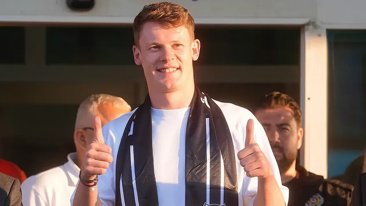 Beşiktaş Midtjylland maçı muhtemel 11'leri belli oldu! Italiano ilk sınavında: 3 yıldız isim yok