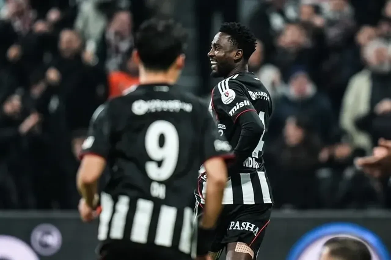 Beşiktaş Midtjylland maçı muhtemel 11'leri belli oldu! Italiano ilk sınavında: 3 yıldız isim yok