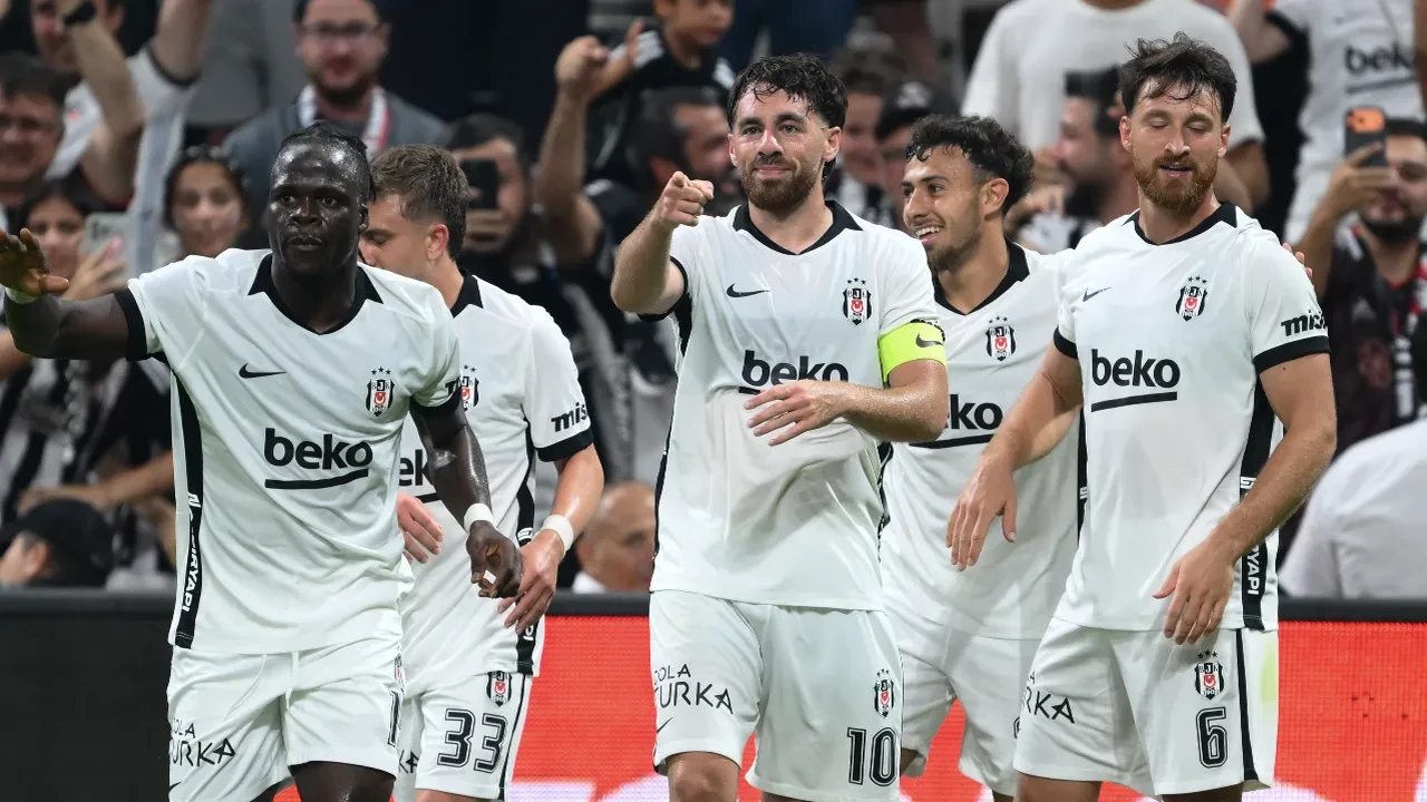 Beşiktaş, Midtjylland'ı tek golle geçti! Siyah-beyazlılar tur avantajını kaptı
