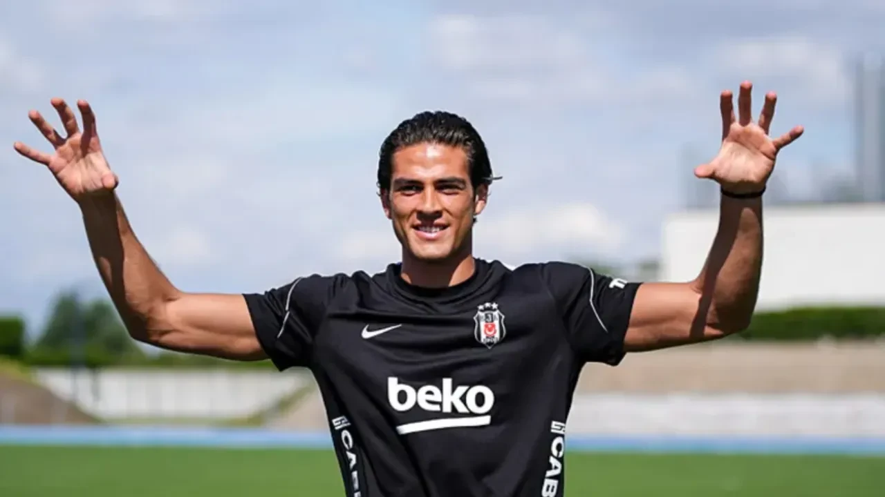 Beşiktaş transfer haberleri son dakika: Muhammed Salah Beşiktaş’a geldi mi, sözleşmeyi imzaladı mı?