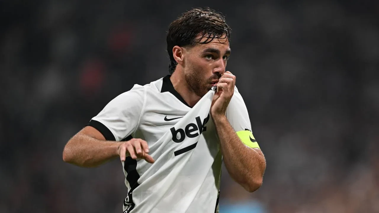 Beşiktaş, Midtjylland'ı tek golle geçti! Siyah-beyazlılar tur avantajını kaptı