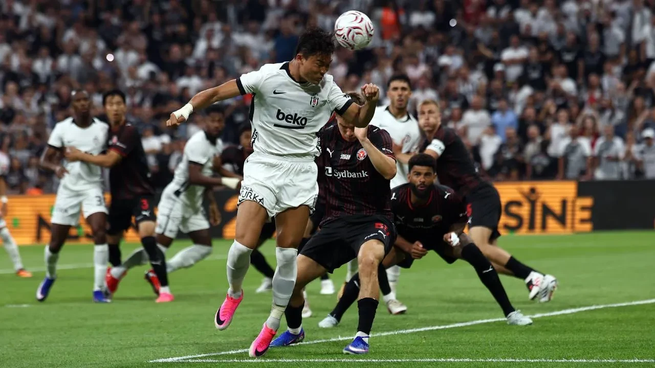 Beşiktaş, Midtjylland'ı tek golle geçti! Siyah-beyazlılar tur avantajını kaptı