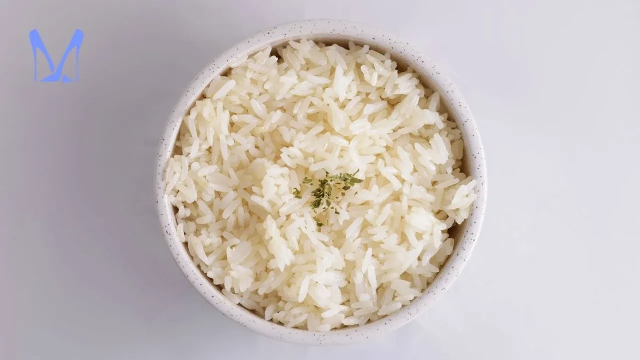Dibi tutan pilavı çöpe atmayın! 1 dilimle yanık kokusu tarih oluyor
