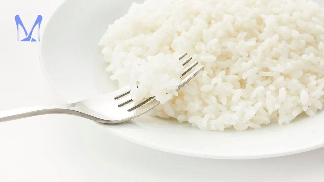 Dibi tutan pilavı çöpe atmayın! 1 dilimle yanık kokusu tarih oluyor