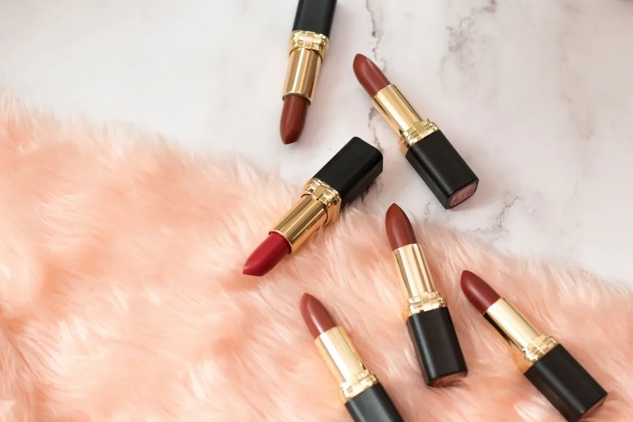 Dünya ruj günü ne zaman? MAC, Flormar, Sephora, Kiko ve birçok markada indirim bekleniyor